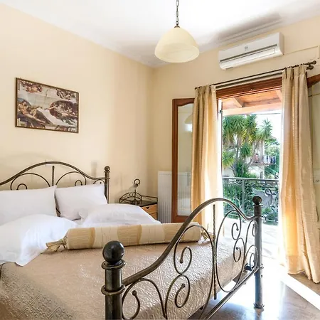 Apartment Virginia - In Helmata Argostoli (Kefalonia)