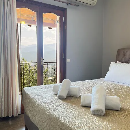 Virginia - In Helmata Apartment Argostoli (Kefalonia)